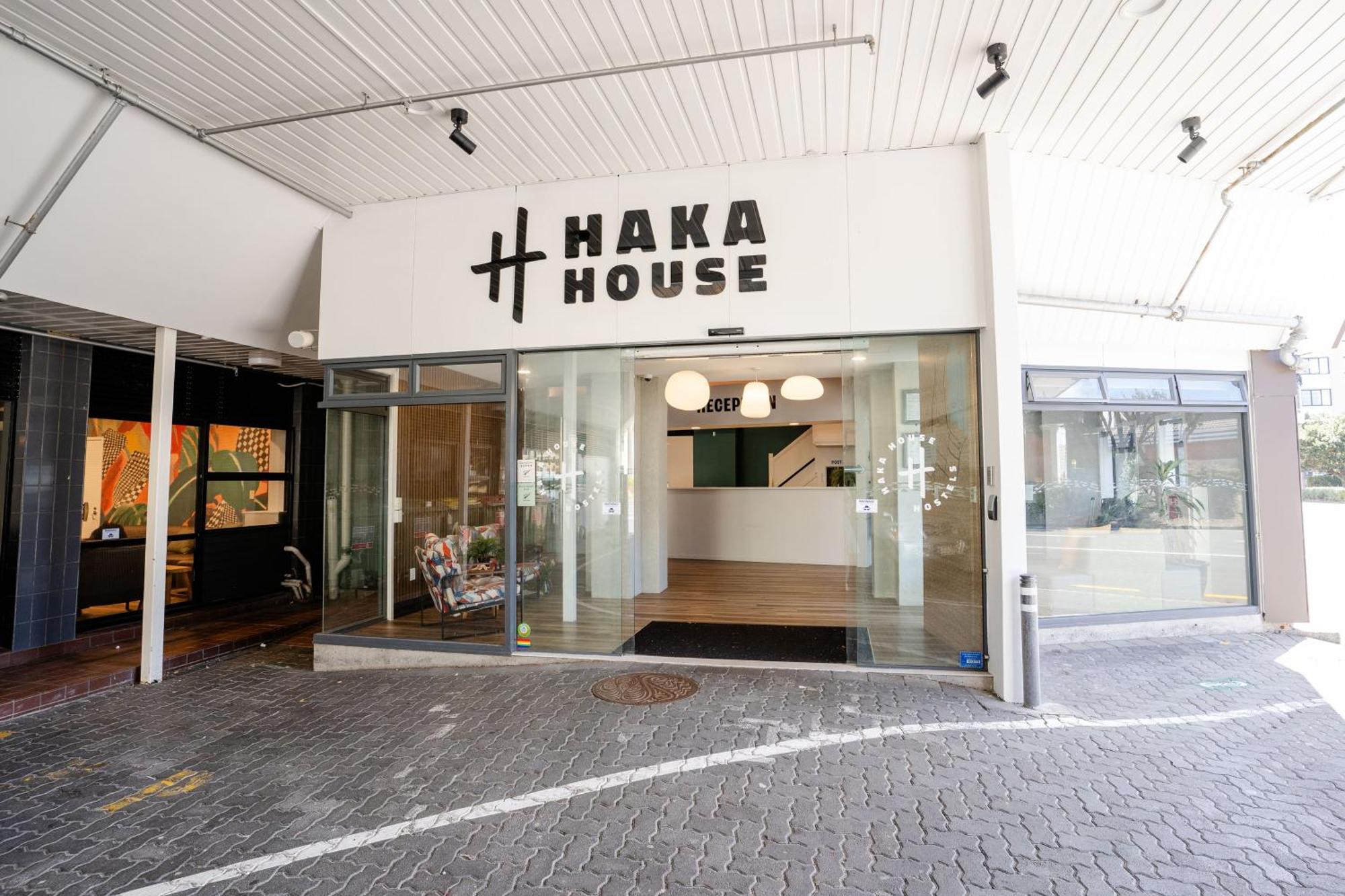 Haka House Wellington Hostel Εξωτερικό φωτογραφία Haka House