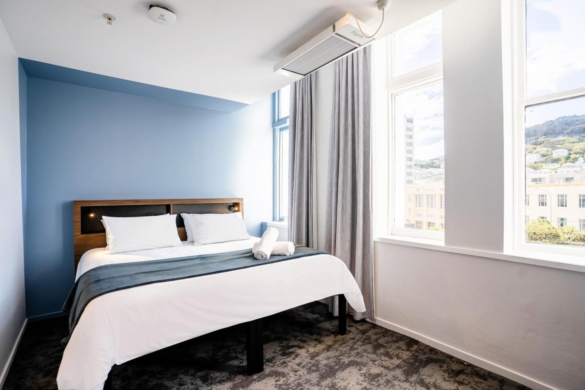 Haka House Wellington Hostel Εξωτερικό φωτογραφία A room at the hotel